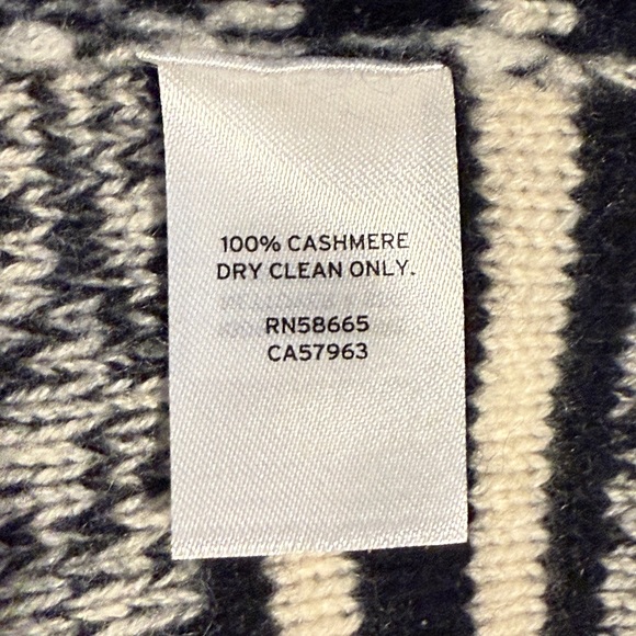 Nordstrom 100% Cashmere Turtleneck Sweater Coastal Navy Ivory Stripe XS New - Picture 6 of 9